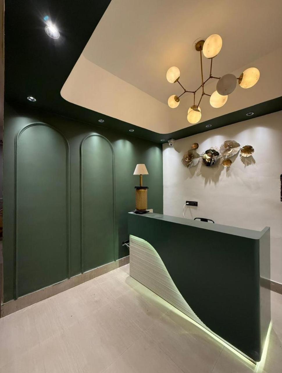 Divine Hotel Karnāl المظهر الخارجي الصورة
