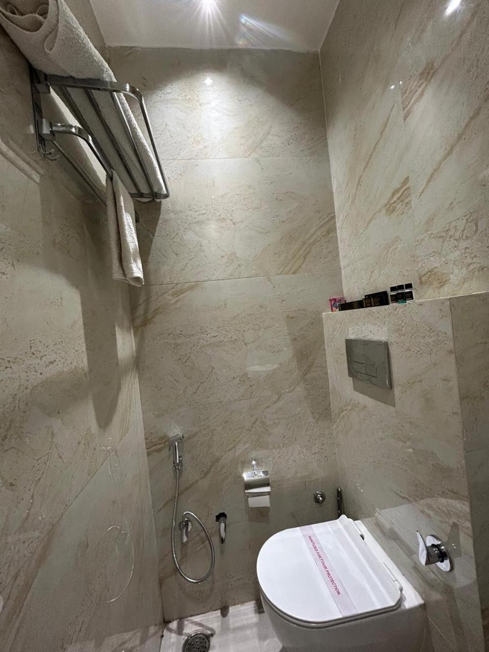 Divine Hotel Karnāl المظهر الخارجي الصورة